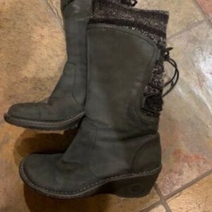 Unique Wedge Heel UGG Womens Black Leather Knit Combo Lace Up Boot Size 8 US.